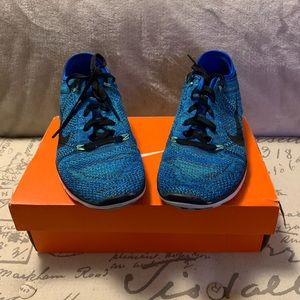 Women’s Nike free 5.0